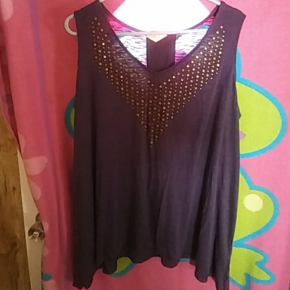 Tank top - Picture 1 of 3